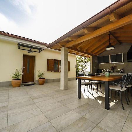 Casa Tilia Villa Sapjane Ngoại thất bức ảnh